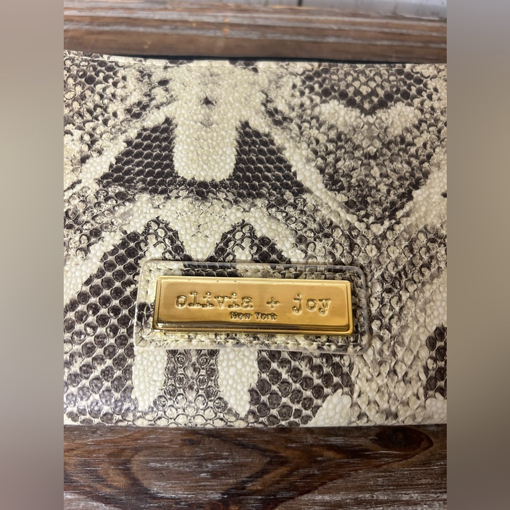 Olivia+joy wristlet.